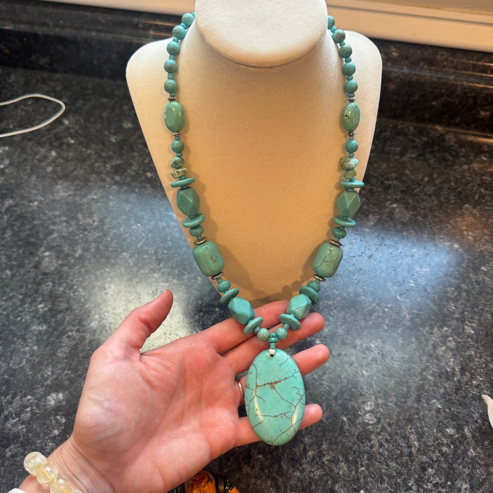 Chunky Faux Turquoise Stone Statement Necklace Southwestern Boho Oval Pendant